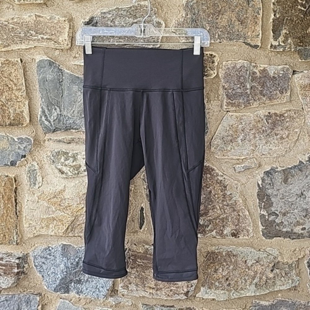 Lululemon Athletica 'Drop It Like It's Hot Crop' Leggings in Black Size 6
